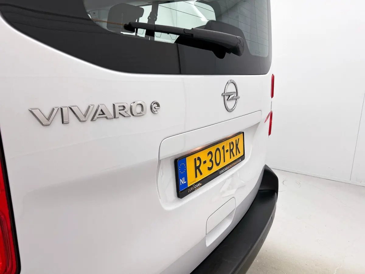 L3H1 75 kWh 9-persoons PERSONENBUS Airco Navi PDCA