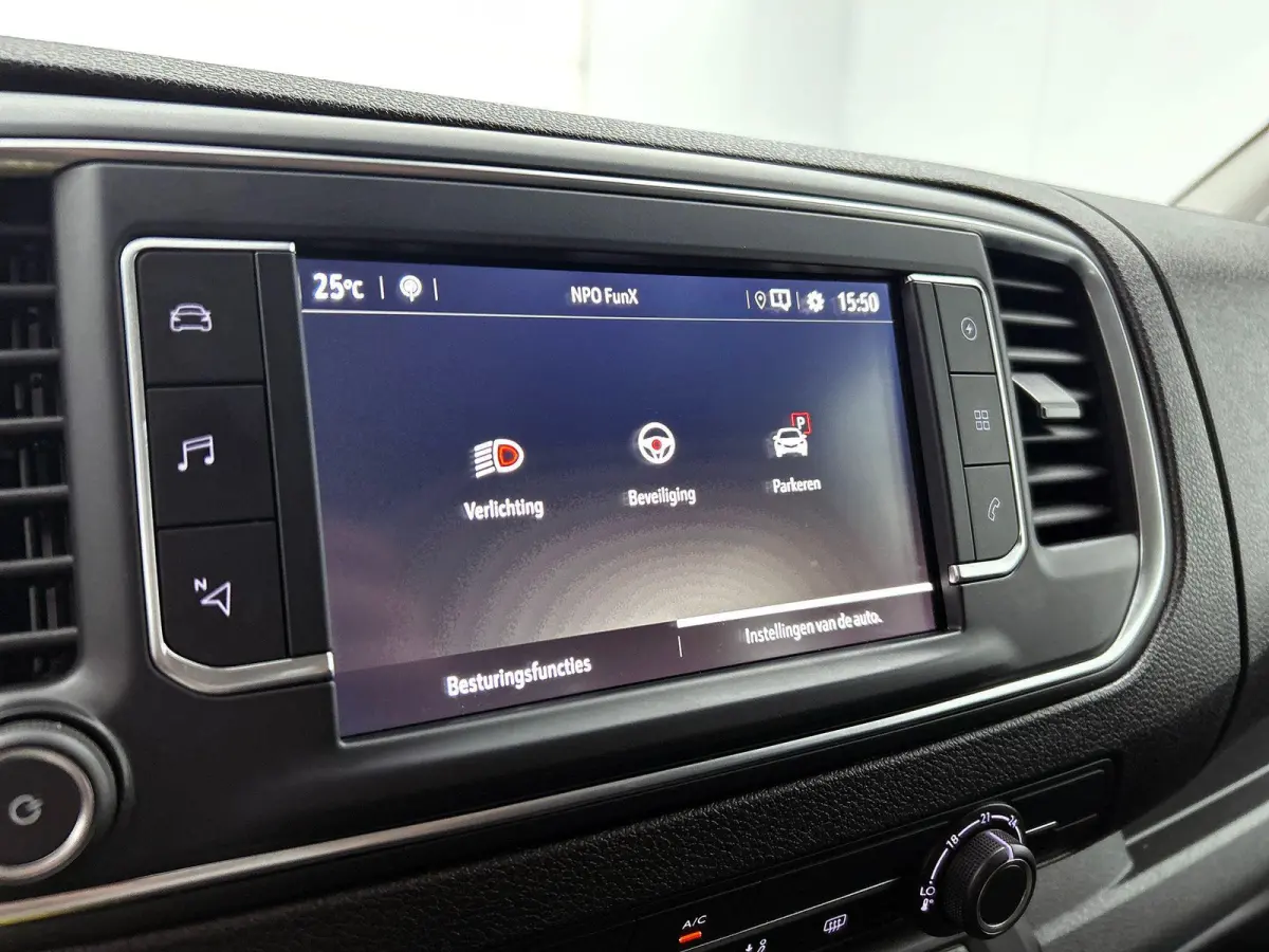 L3H1 75 kWh 9-persoons PERSONENBUS Airco Navi PDCA