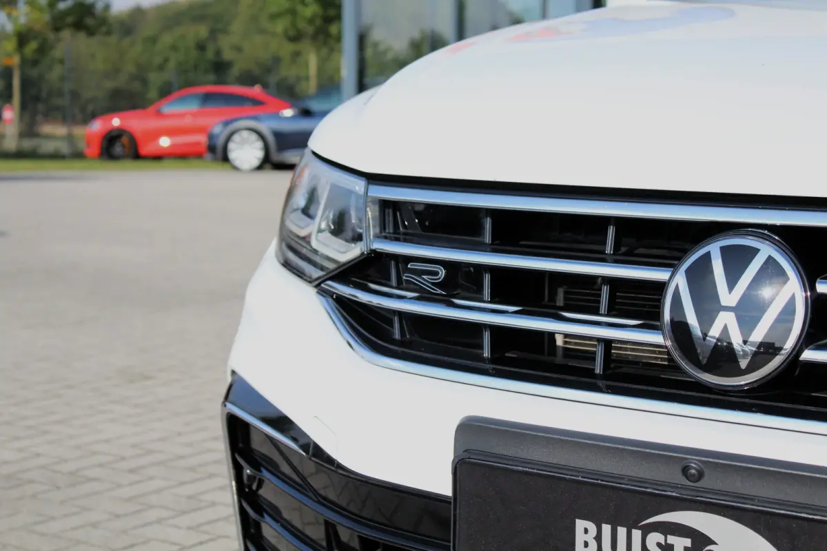 1.4 TSI eHybrid R-Line 245pk PANO LEER IQ LIGHT TREKHAAK 20" 360 CAMERA