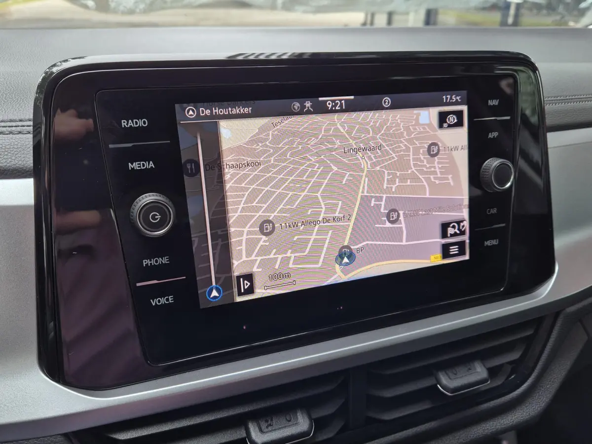 1.0 TSI Life | Navigatie | Digitaal dashboard | Adapt. Cruise Control | Parkeersensoren | Licht metalen velgen