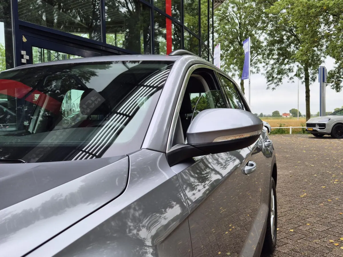 1.0 TSI Life | Navigatie | Digitaal dashboard | Adapt. Cruise Control | Parkeersensoren | Licht metalen velgen