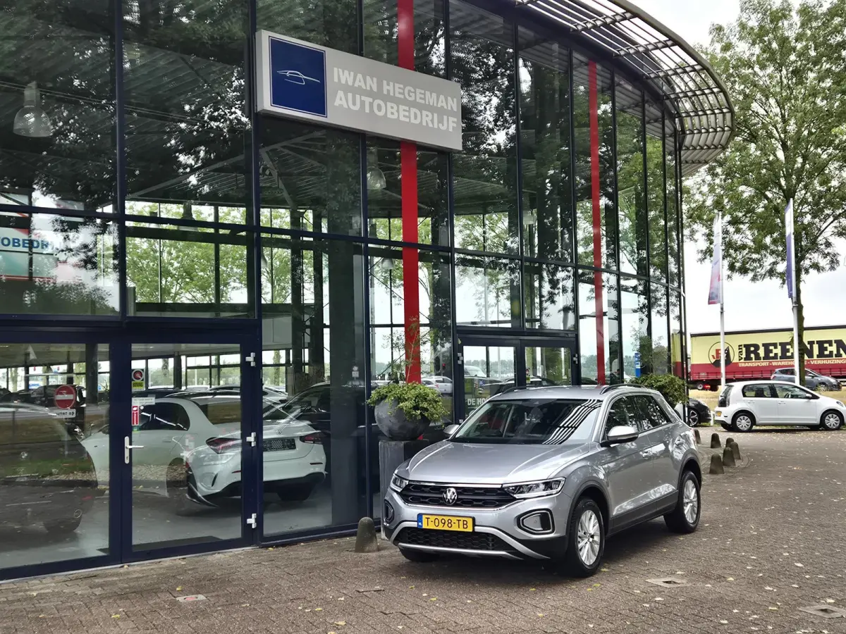 1.0 TSI Life | Navigatie | Digitaal dashboard | Adapt. Cruise Control | Parkeersensoren | Licht metalen velgen
