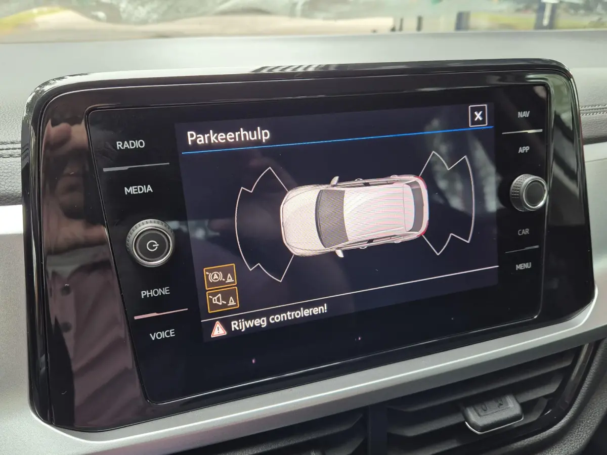 1.0 TSI Life | Navigatie | Digitaal dashboard | Adapt. Cruise Control | Parkeersensoren | Licht metalen velgen
