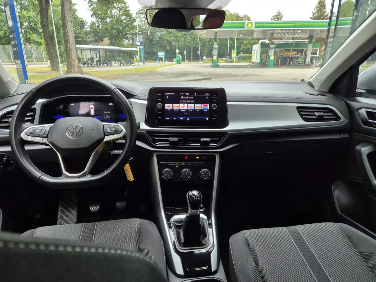 1.0 TSI Life | Navigatie | Digitaal dashboard | Adapt. Cruise Control | Parkeersensoren | Licht metalen velgen