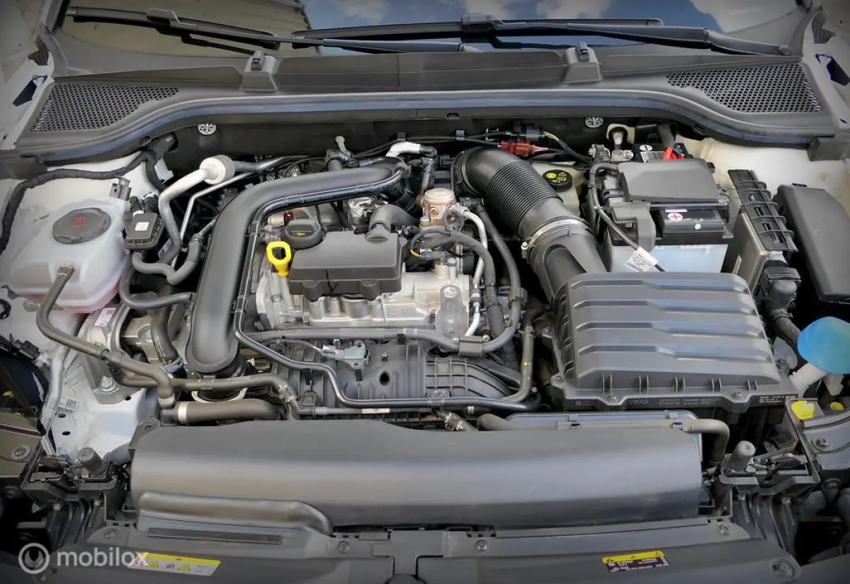 1.0 TSI Business Edit - adap.cruise - 12 mnd garantie