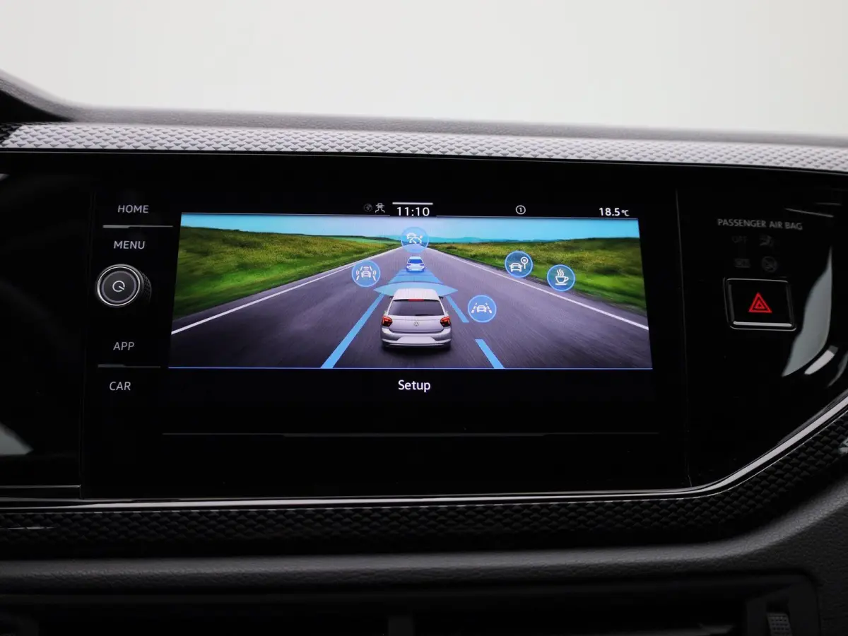 1.0 TSI Life Edition | Draadloze Apple Carplay | Adaptieve cruise control | Travel Assist | Parkeersensoren | Achteruitrij camera |