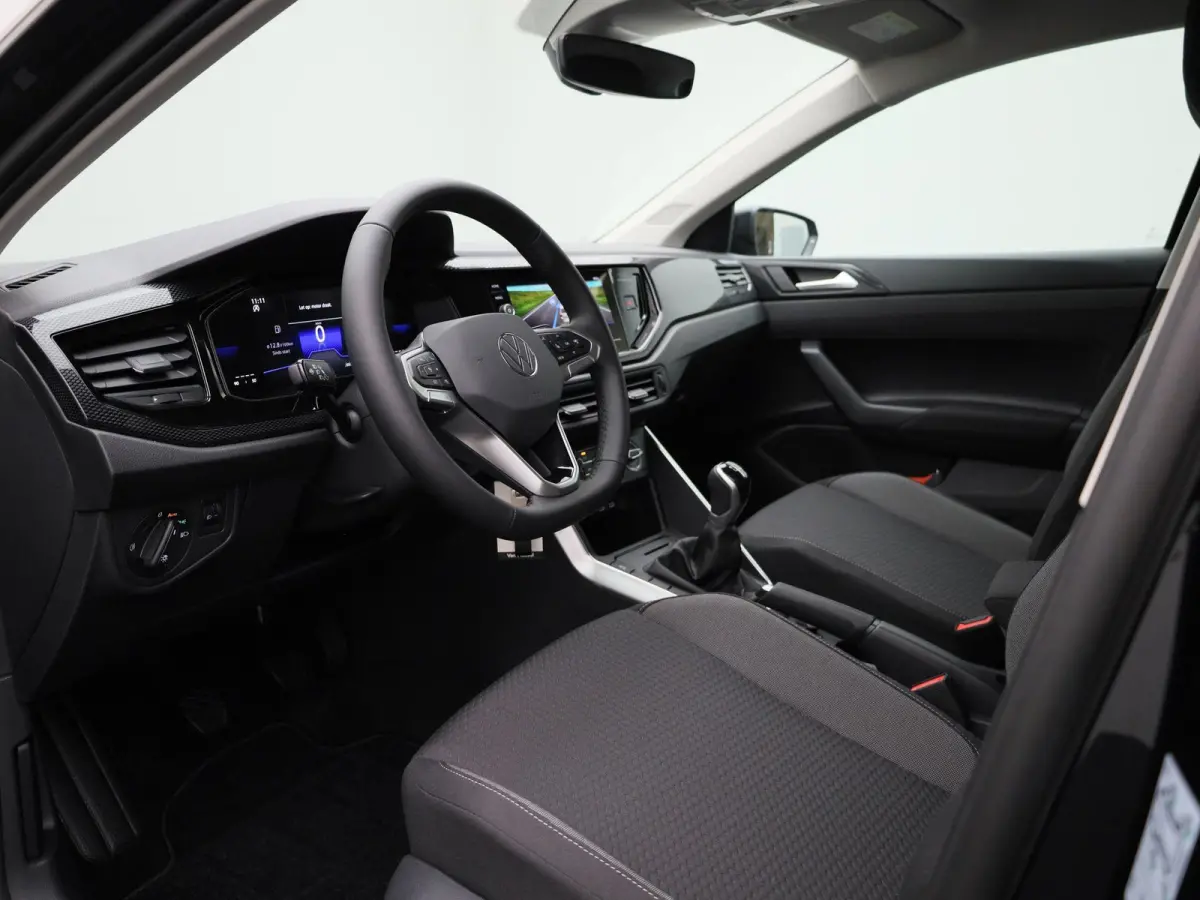 1.0 TSI Life Edition | Draadloze Apple Carplay | Adaptieve cruise control | Travel Assist | Parkeersensoren | Achteruitrij camera |