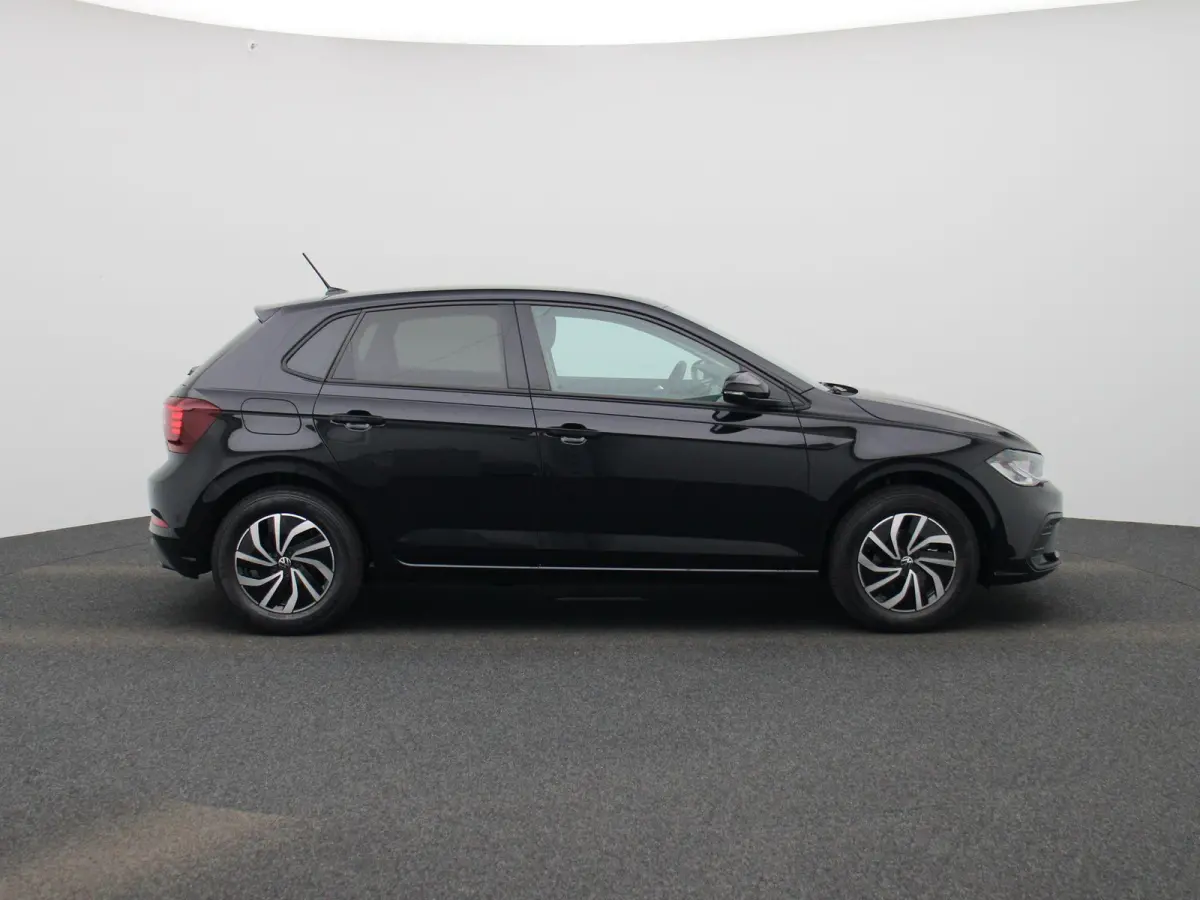 1.0 TSI Life Edition | Draadloze Apple Carplay | Adaptieve cruise control | Travel Assist | Parkeersensoren | Achteruitrij camera |