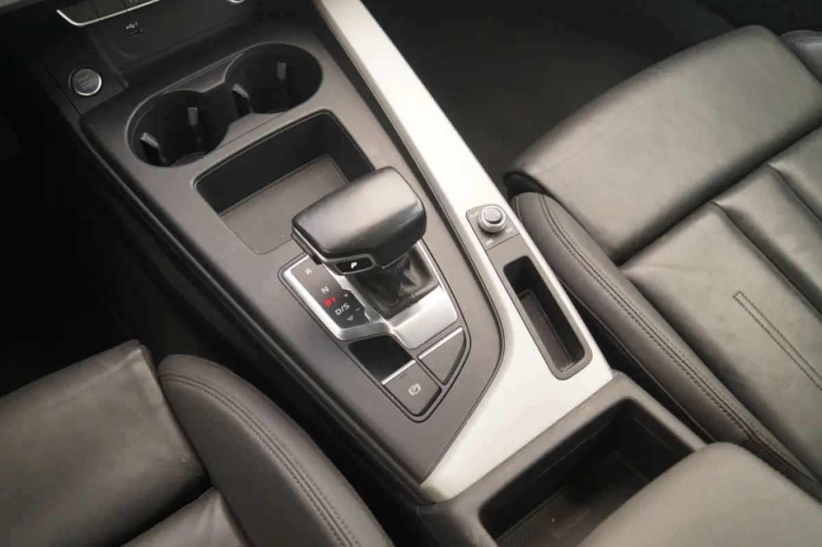 35 TDI Business Edition -NAVI-LEER-CARPLAY-PDC-