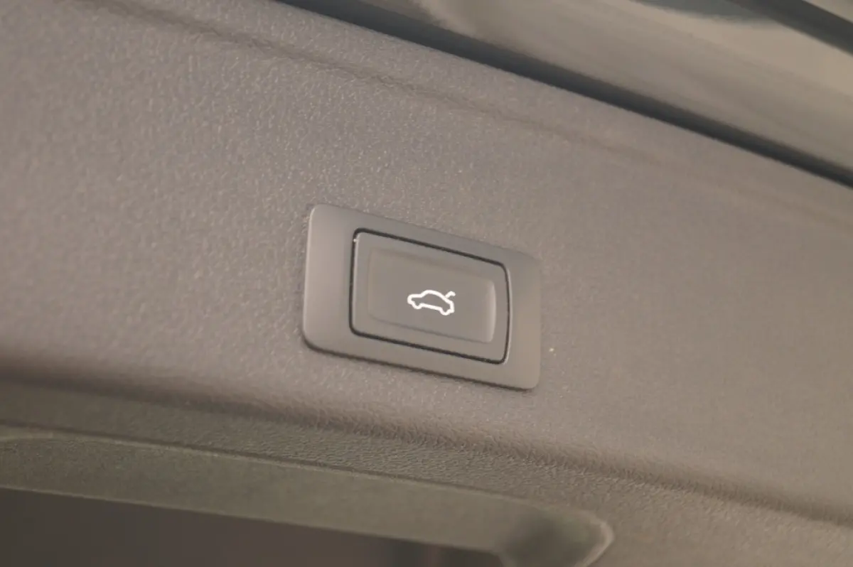 35 TDI Business Edition -NAVI-LEER-CARPLAY-PDC-