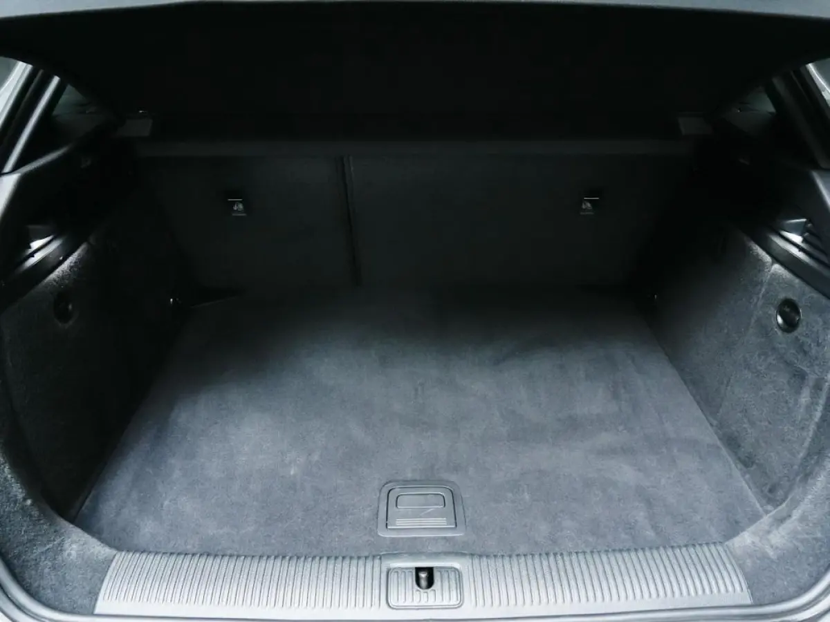 40 e-tron S-Line | Panodak | B&O Audio