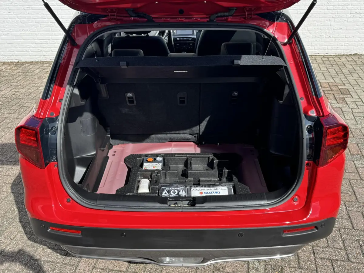 1.4 Boosterjet AllGrip Adaptive cruise Climate control Panoramadak Apple / Android Navigatie