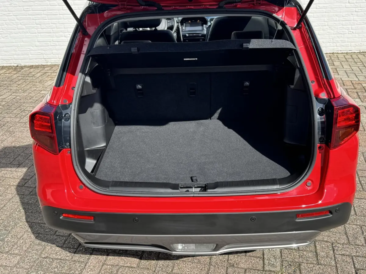 1.4 Boosterjet AllGrip Adaptive cruise Climate control Panoramadak Apple / Android Navigatie