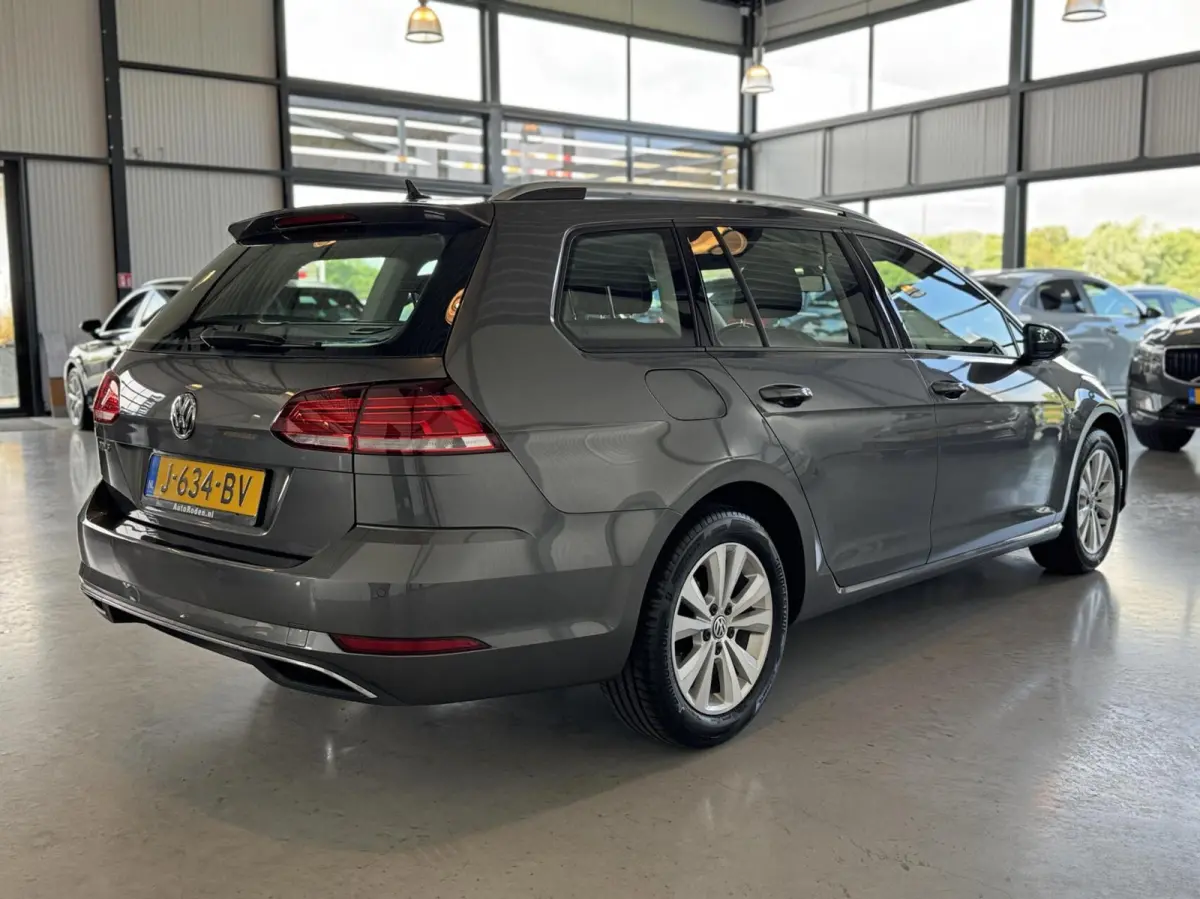 1.0 TSI 85kW Comfortline Business