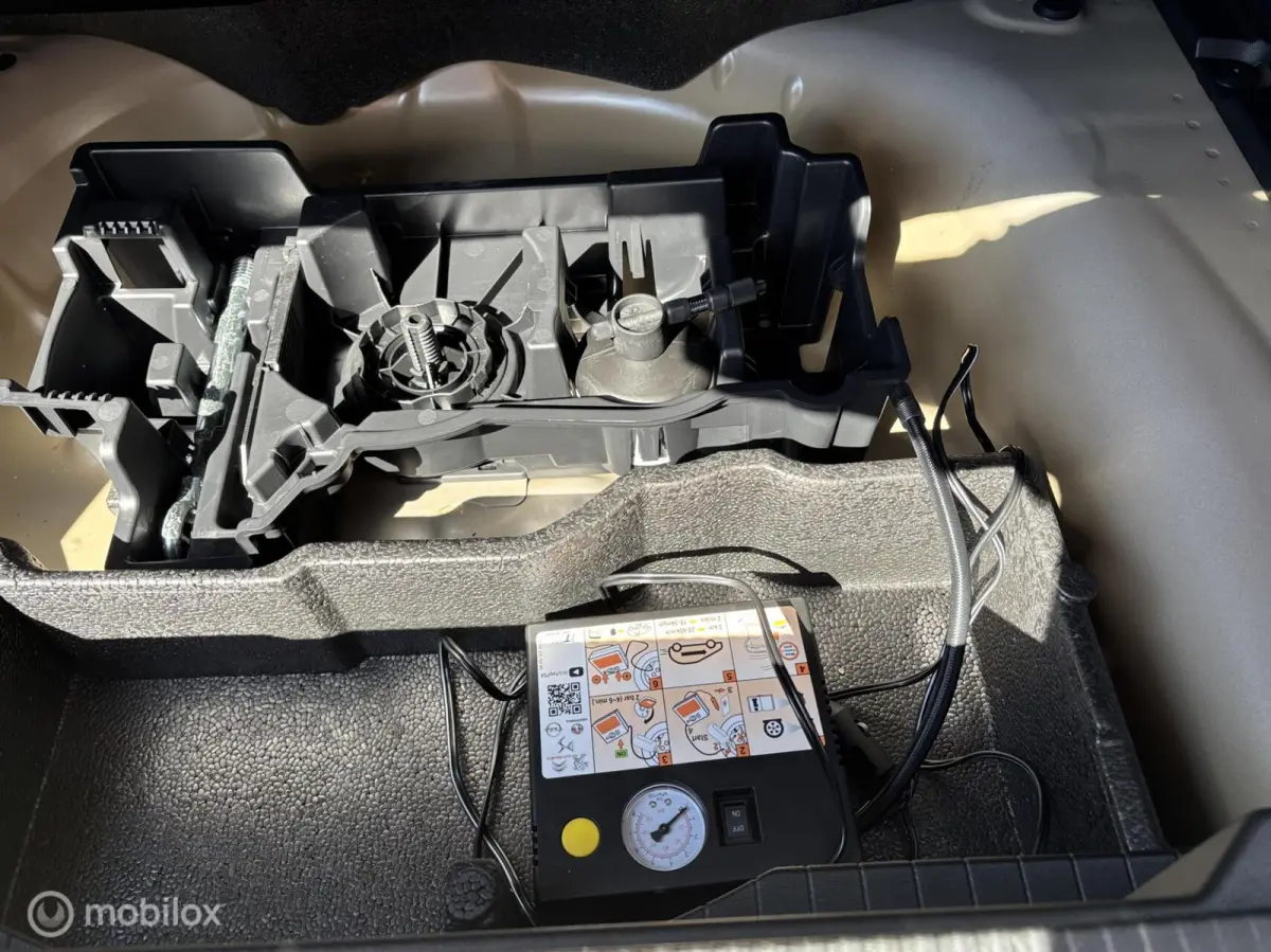 1.2 PureTech 130 GT autom navi dodehoek detectie camera voor en achter DAB