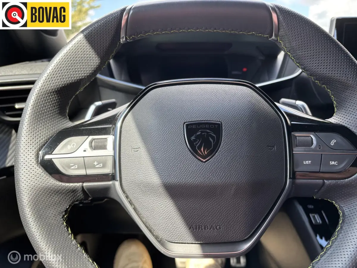 1.2 PureTech 130 GT autom navi dodehoek detectie camera voor en achter DAB