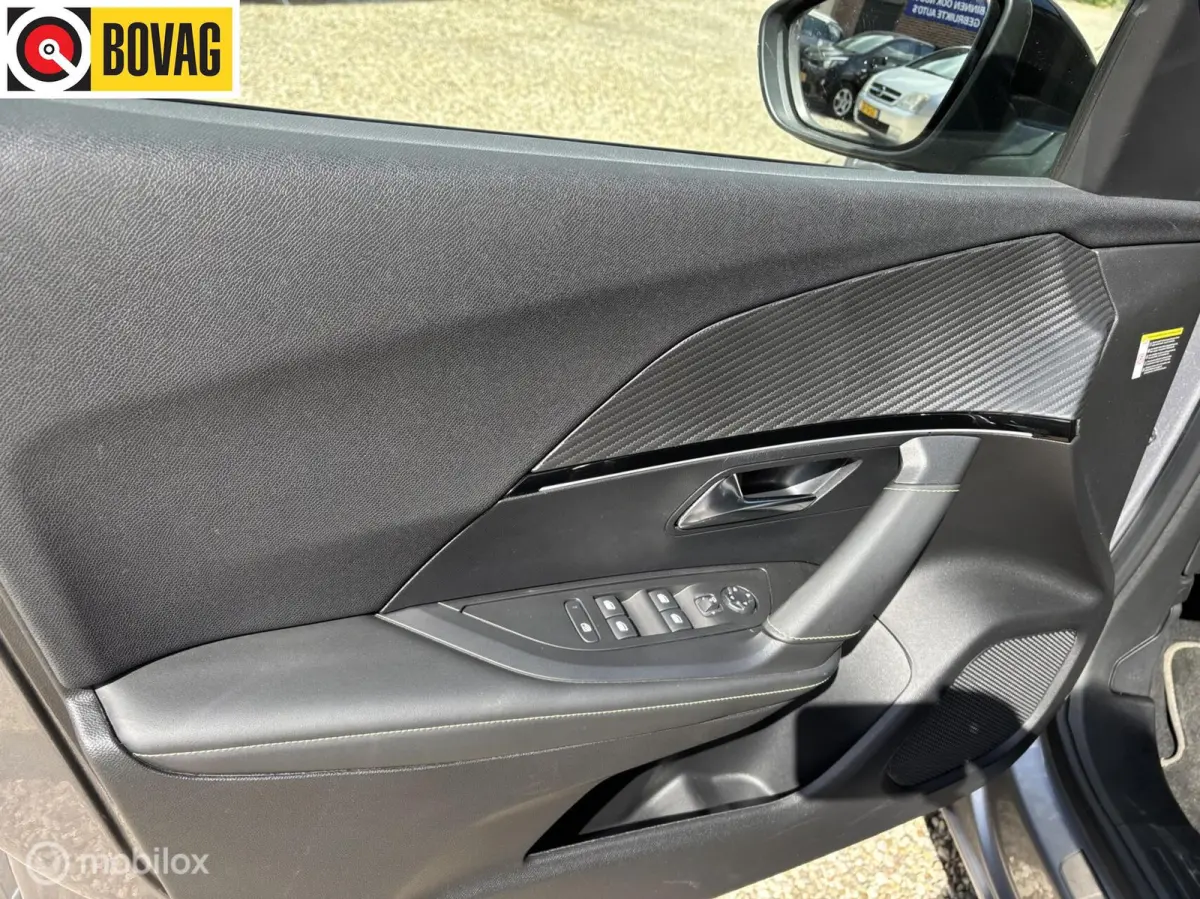1.2 PureTech 130 GT autom navi dodehoek detectie camera voor en achter DAB