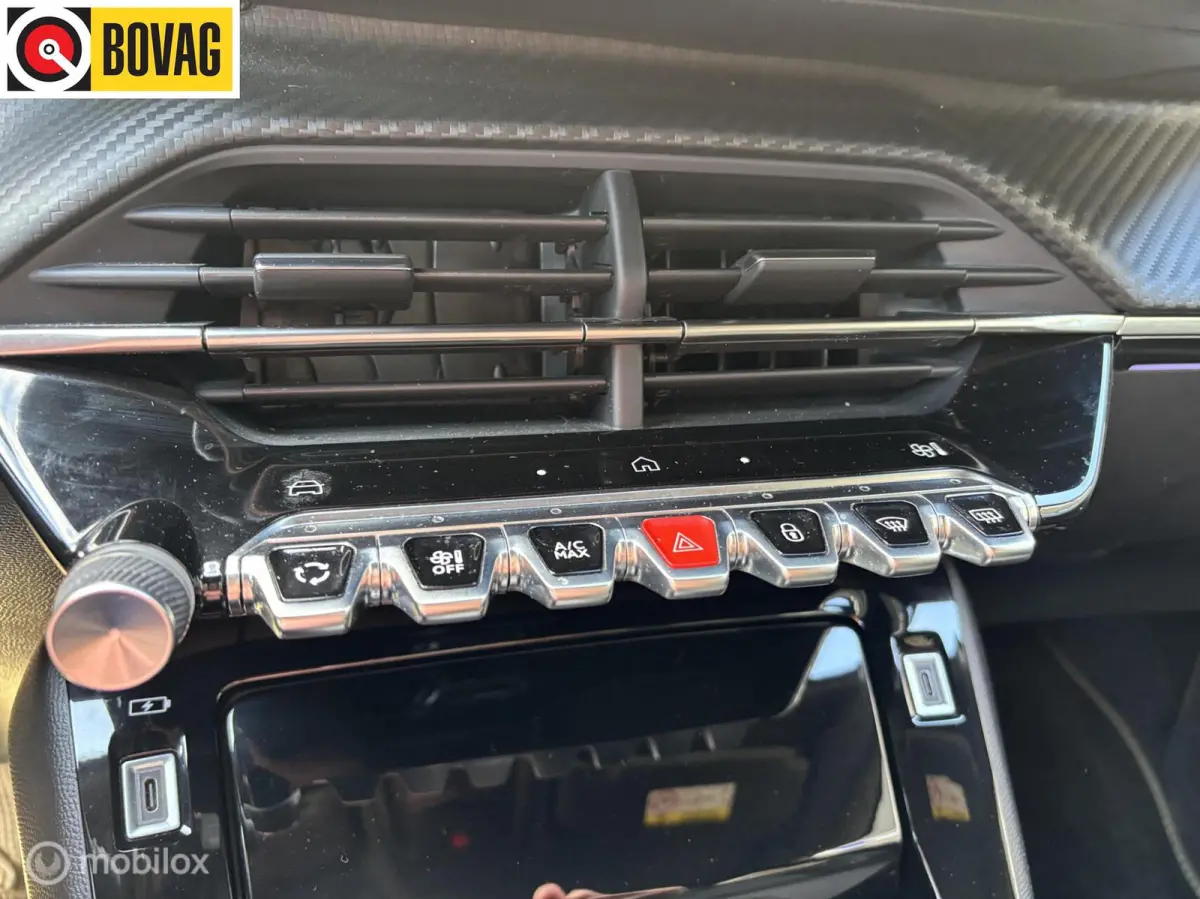 1.2 PureTech 130 GT autom navi dodehoek detectie camera voor en achter DAB