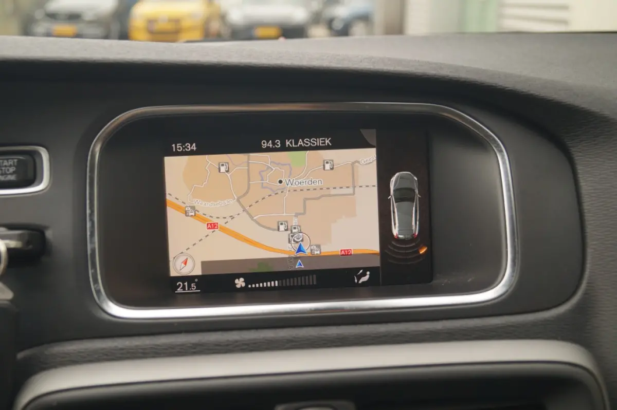 2.0 D2 120pk Kinetic -NAVI-PDC-AIRCO-