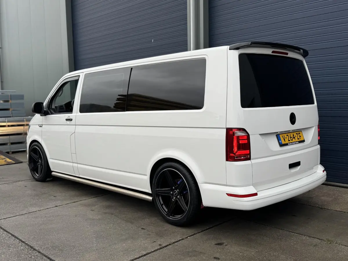 2.0 TDI L2H1 Trendline DUBBEL CABINE / AIRCO / LEER / VERLAAGD / SPOILERS