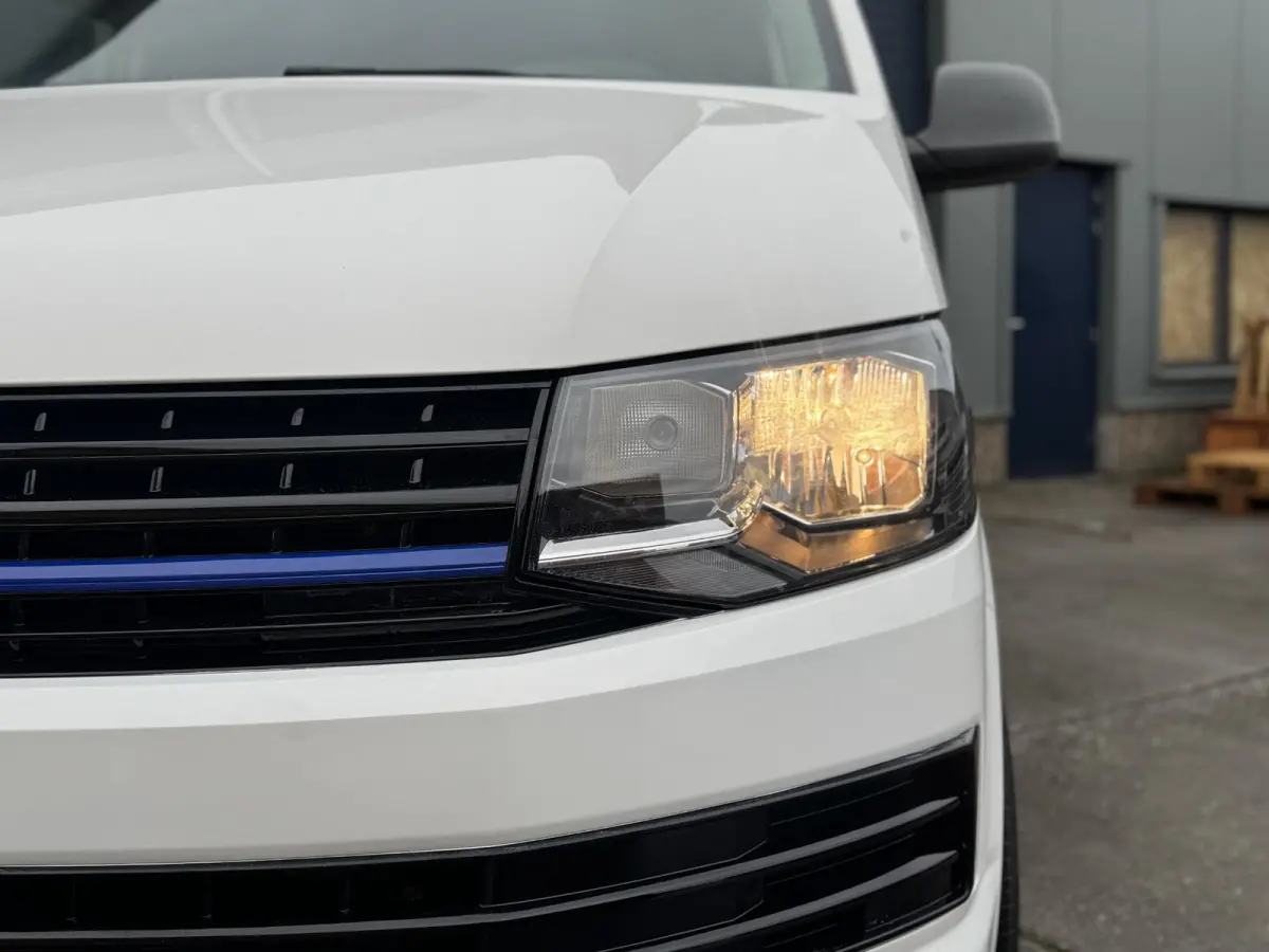 2.0 TDI L2H1 Trendline DUBBEL CABINE / AIRCO / LEER / VERLAAGD / SPOILERS