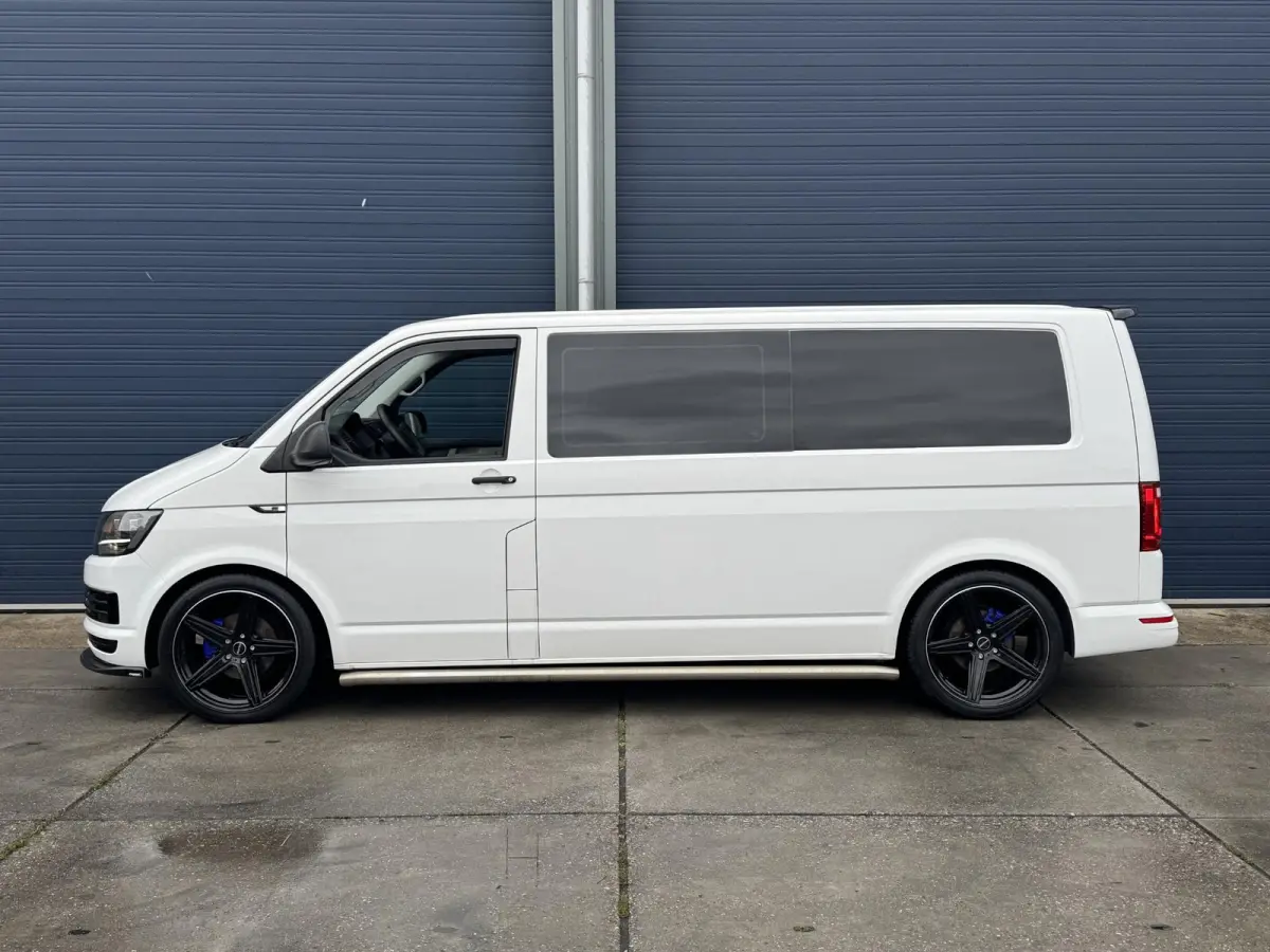 2.0 TDI L2H1 Trendline DUBBEL CABINE / AIRCO / LEER / VERLAAGD / SPOILERS