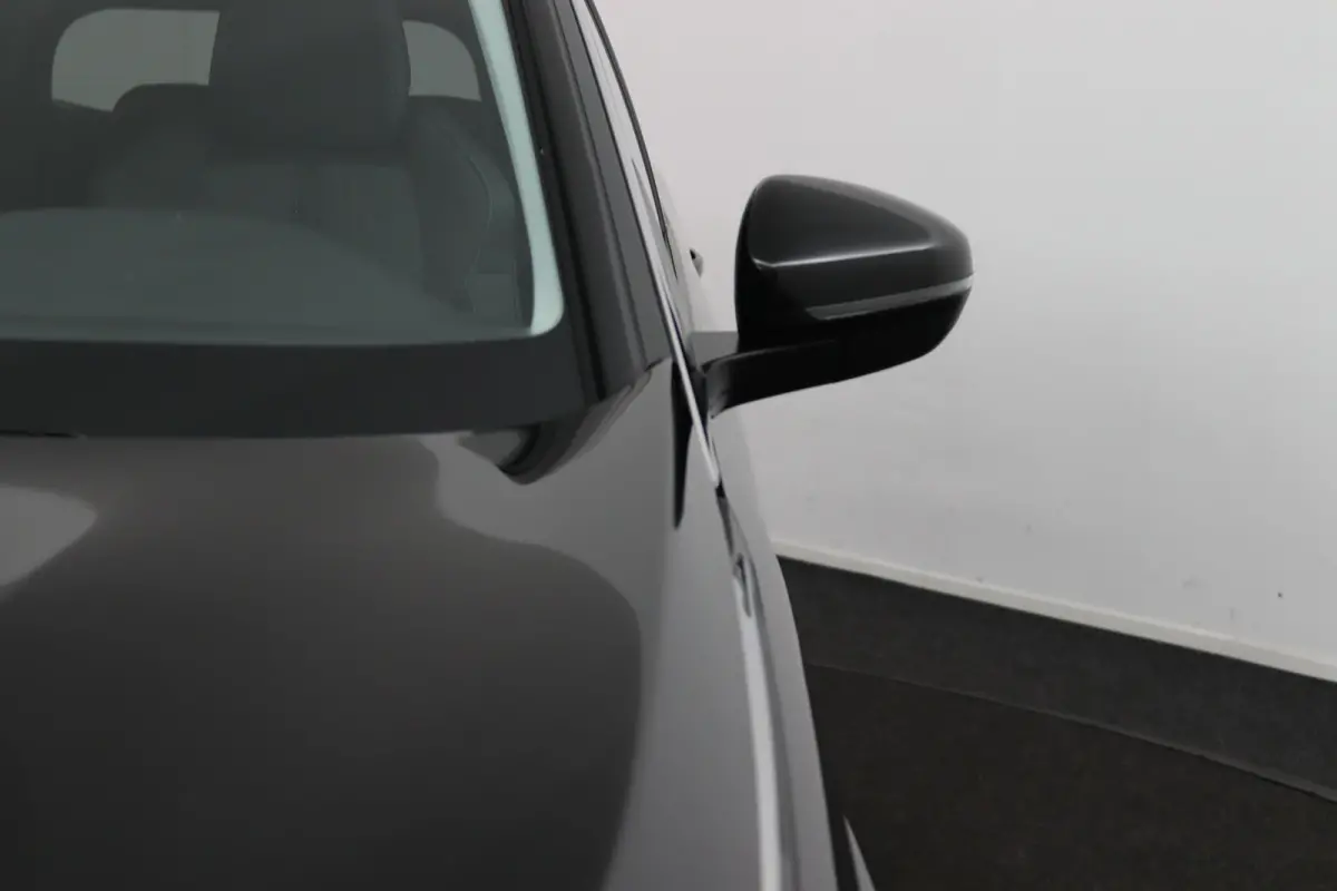 1.2 FACELIFT*NAVI*CAM*HAAK*CRUISE*ECC*CARPLAY*7PER