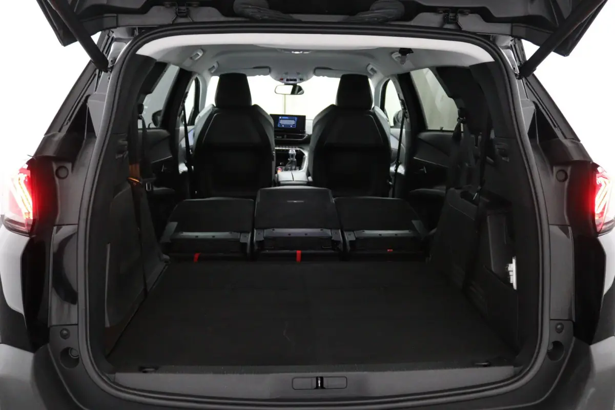 1.2 FACELIFT*NAVI*CAM*HAAK*CRUISE*ECC*CARPLAY*7PER