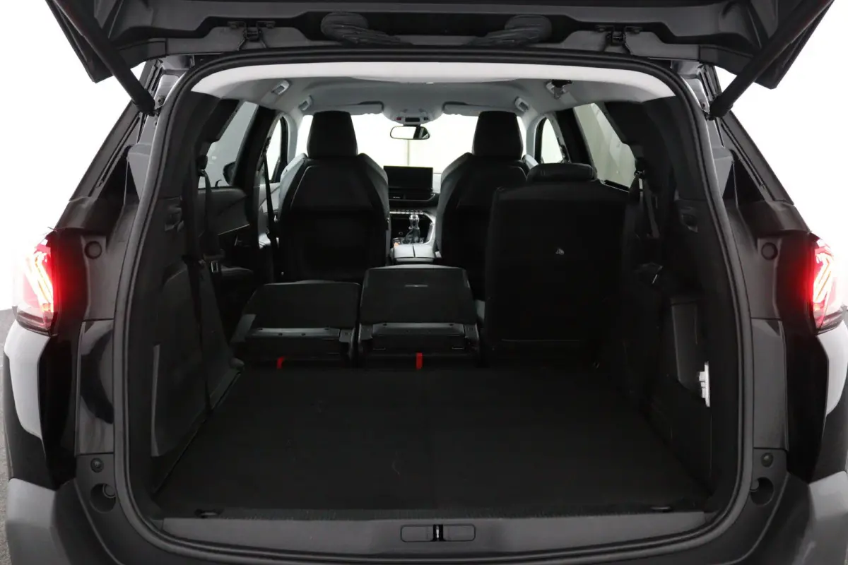 1.2 FACELIFT*NAVI*CAM*HAAK*CRUISE*ECC*CARPLAY*7PER