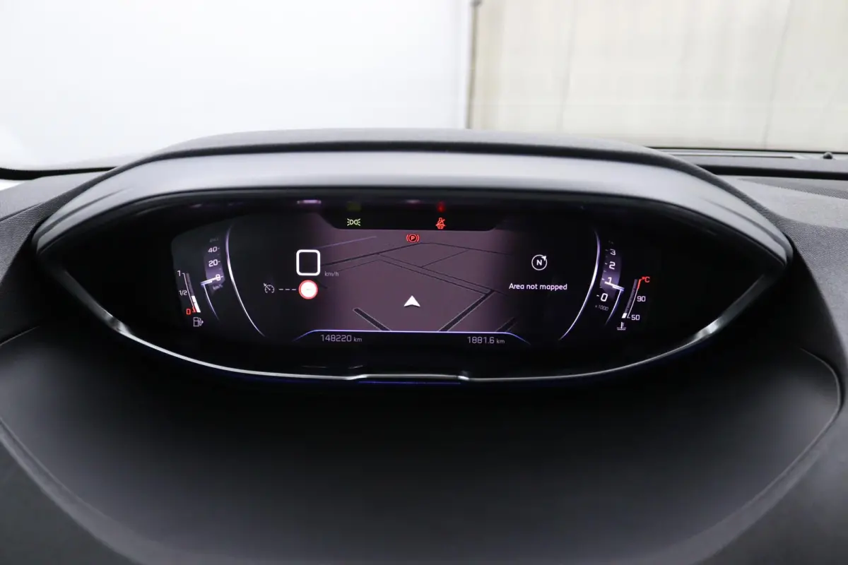 1.2 FACELIFT*NAVI*CAM*HAAK*CRUISE*ECC*CARPLAY*7PER