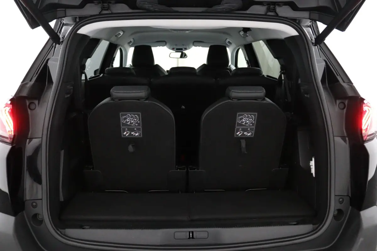 1.2 FACELIFT*NAVI*CAM*HAAK*CRUISE*ECC*CARPLAY*7PER