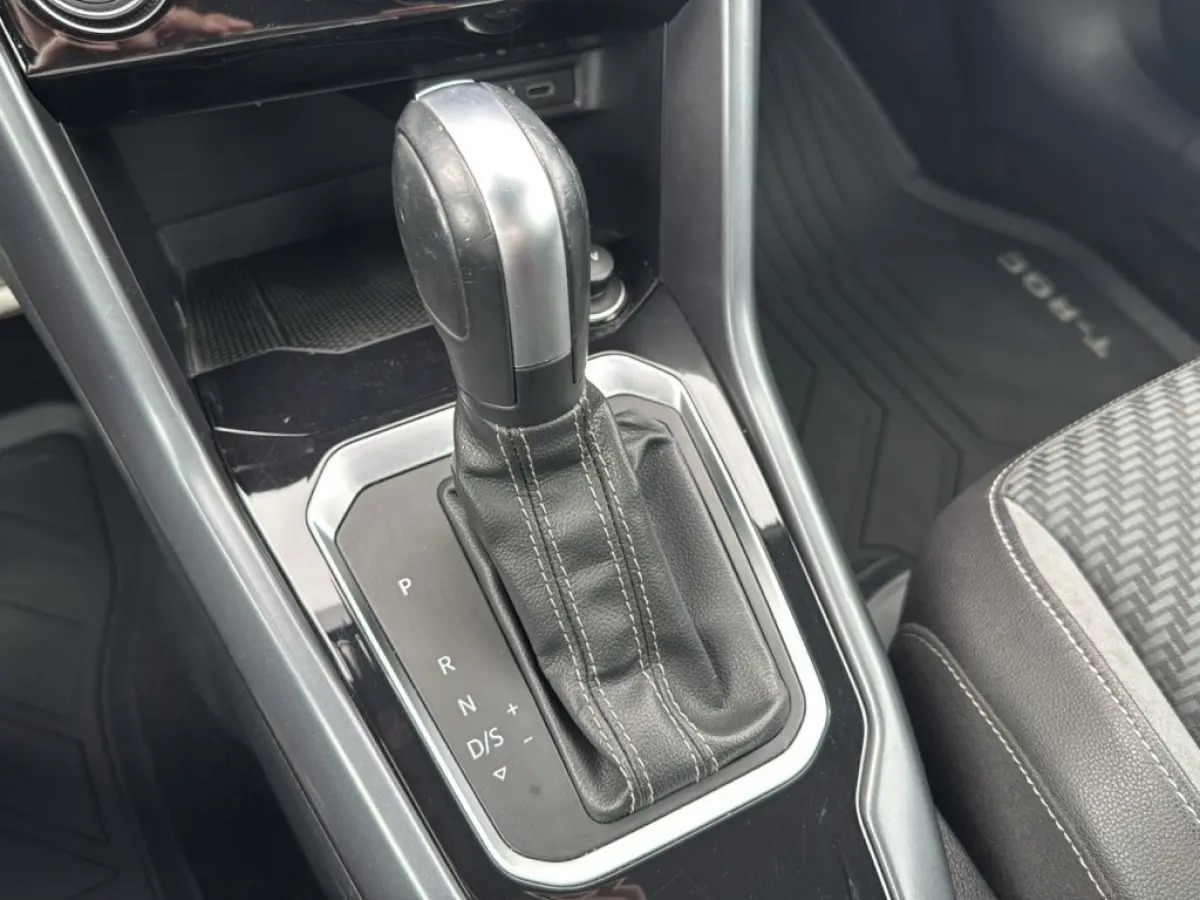 1.5 TSI DSG R-LINE STANDKACHEL/AFN.TREKHAAK/BEATS-AUDIO/NAVI/ACC/PDC