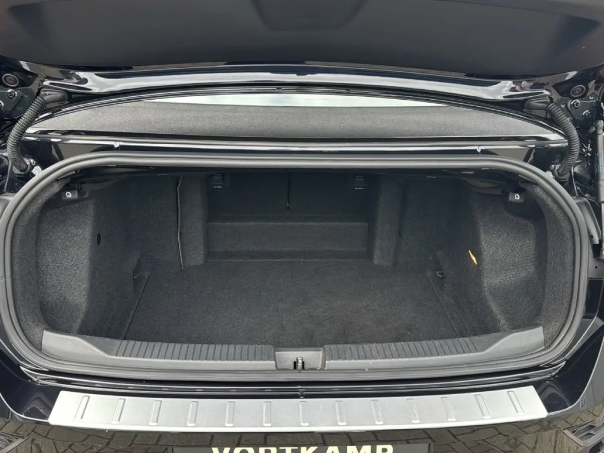 1.5 TSI DSG R-LINE STANDKACHEL/AFN.TREKHAAK/BEATS-AUDIO/NAVI/ACC/PDC