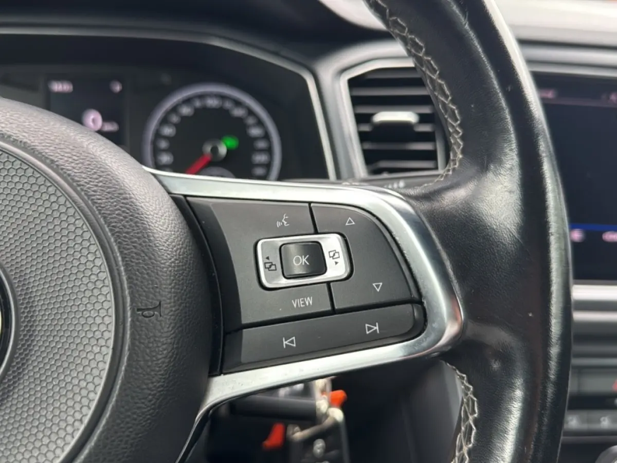 1.5 TSI DSG R-LINE STANDKACHEL/AFN.TREKHAAK/BEATS-AUDIO/NAVI/ACC/PDC