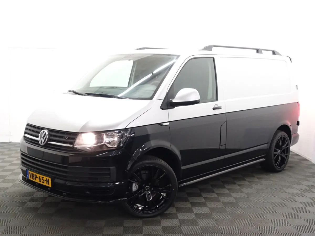 2.0 TDI Euro 6 L1 R-Line+ Two-Tone, Luxury Leder, Clima, Cruise, Grijs kenteken