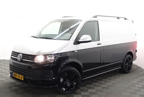 2.0 TDI Euro 6 L1 R-Line+ Two-Tone, Luxury Leder, Clima, Cruise, Grijs kenteken