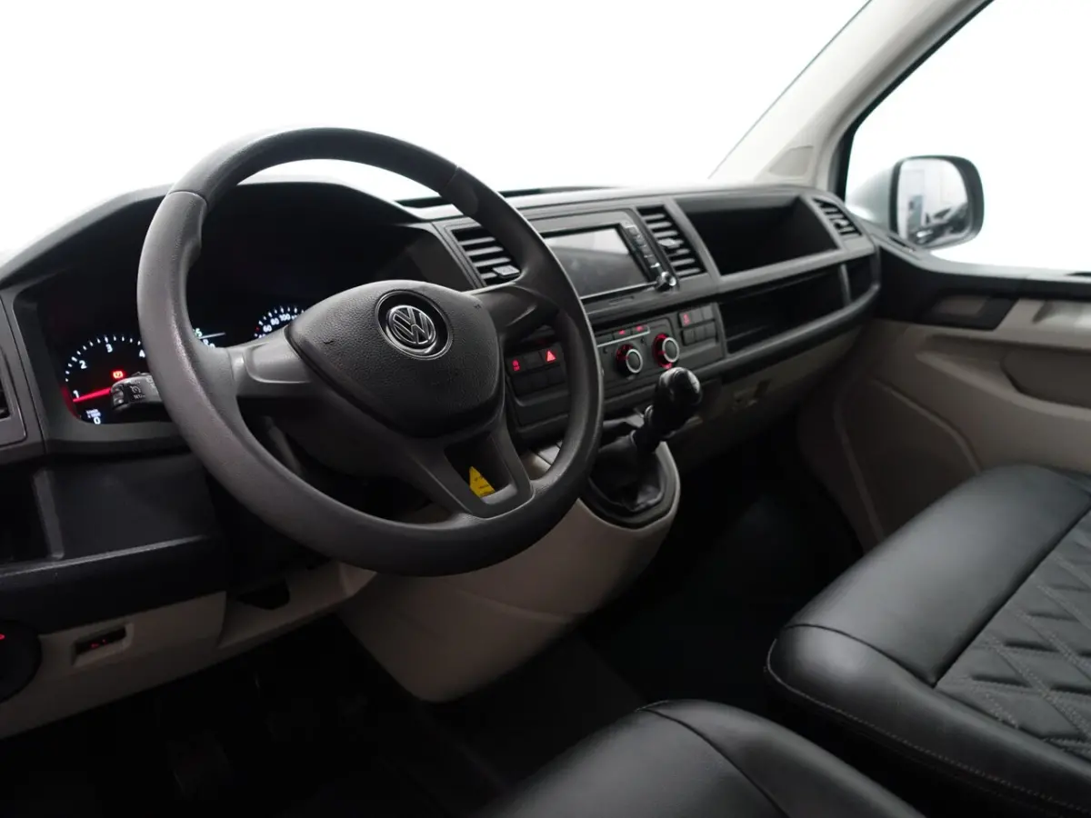 2.0 TDI Euro 6 L1 R-Line+ Two-Tone, Luxury Leder, Clima, Cruise, Grijs kenteken