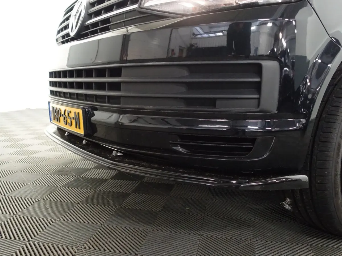 2.0 TDI Euro 6 L1 R-Line+ Two-Tone, Luxury Leder, Clima, Cruise, Grijs kenteken