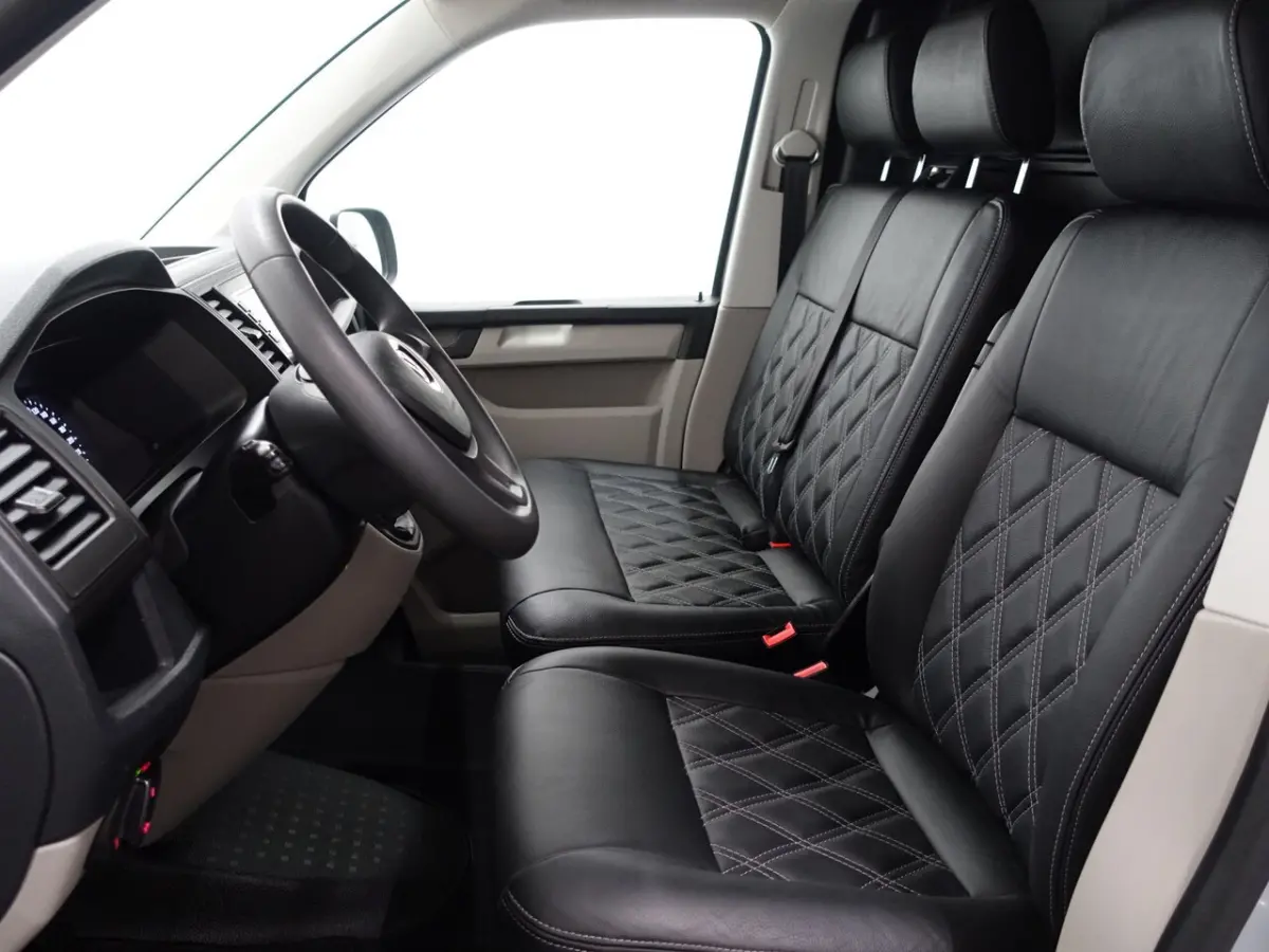 2.0 TDI Euro 6 L1 R-Line+ Two-Tone, Luxury Leder, Clima, Cruise, Grijs kenteken