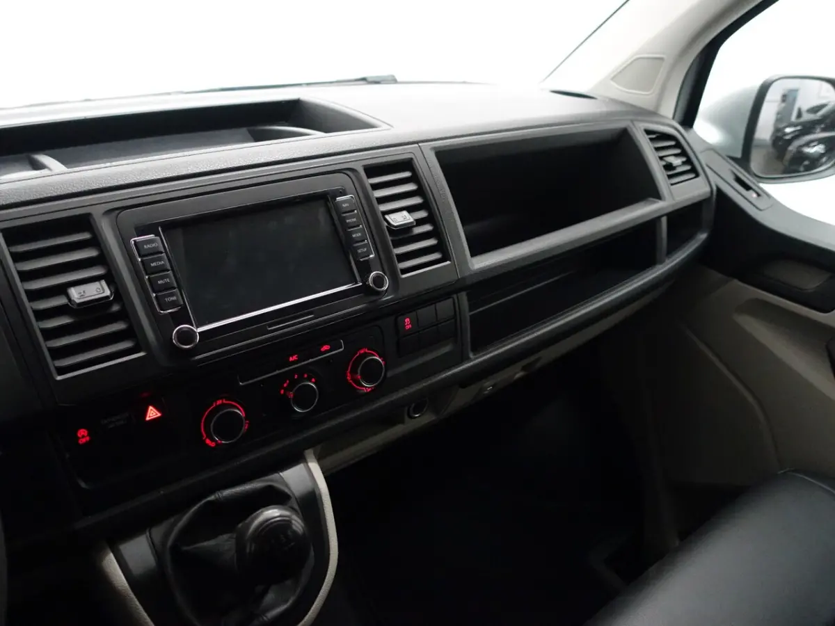 2.0 TDI Euro 6 L1 R-Line+ Two-Tone, Luxury Leder, Clima, Cruise, Grijs kenteken