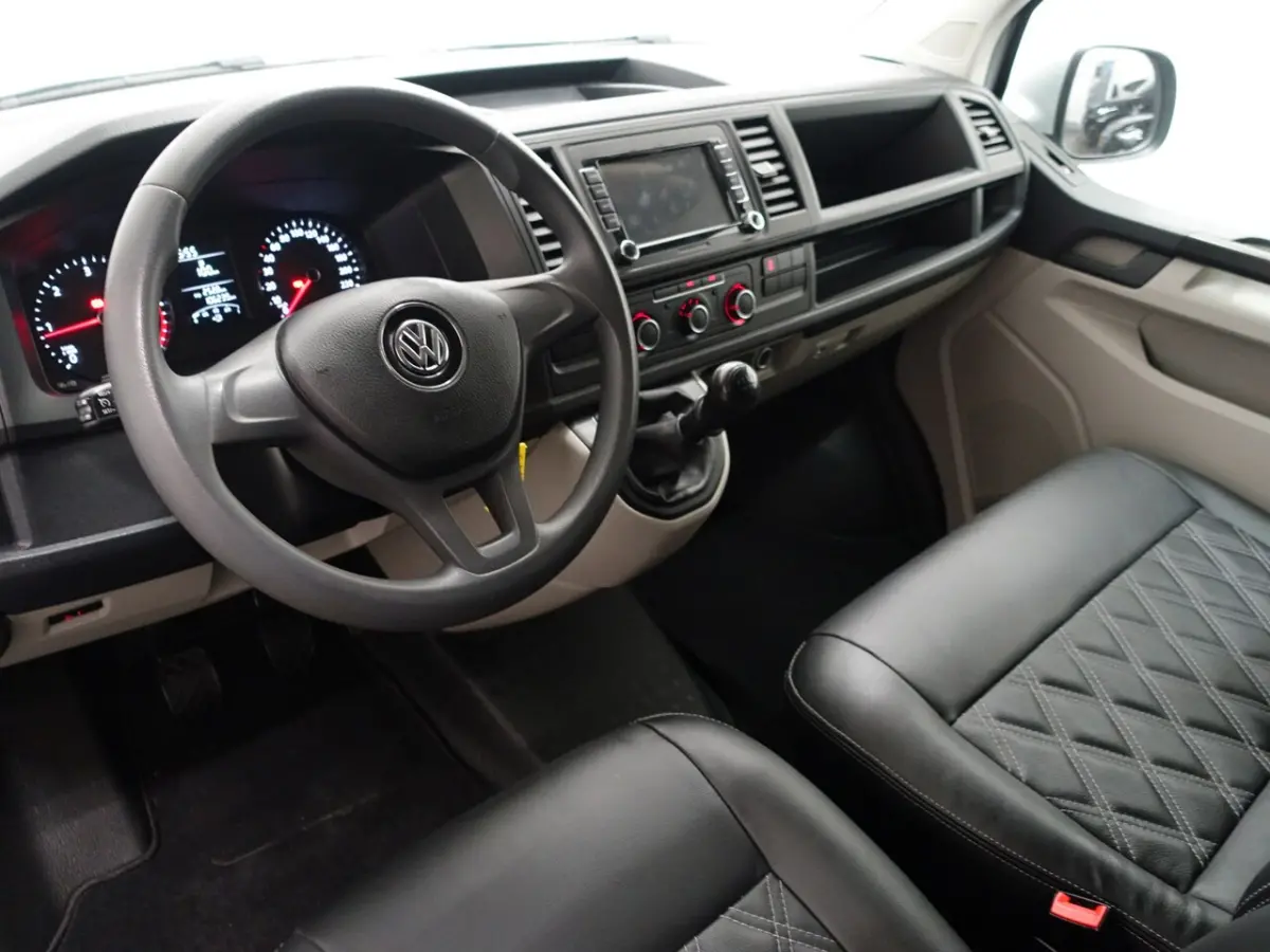 2.0 TDI Euro 6 L1 R-Line+ Two-Tone, Luxury Leder, Clima, Cruise, Grijs kenteken