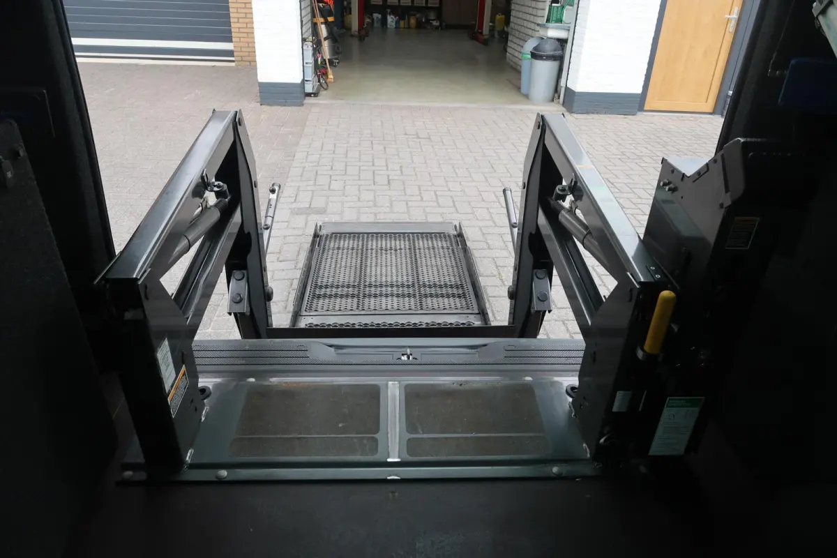 Bestel 113 CDI 320 Lang Aut ROLSTOELVERVOER|JOYSTEER|AIRCO|PDC|FACELIFT|ZEER MOOI