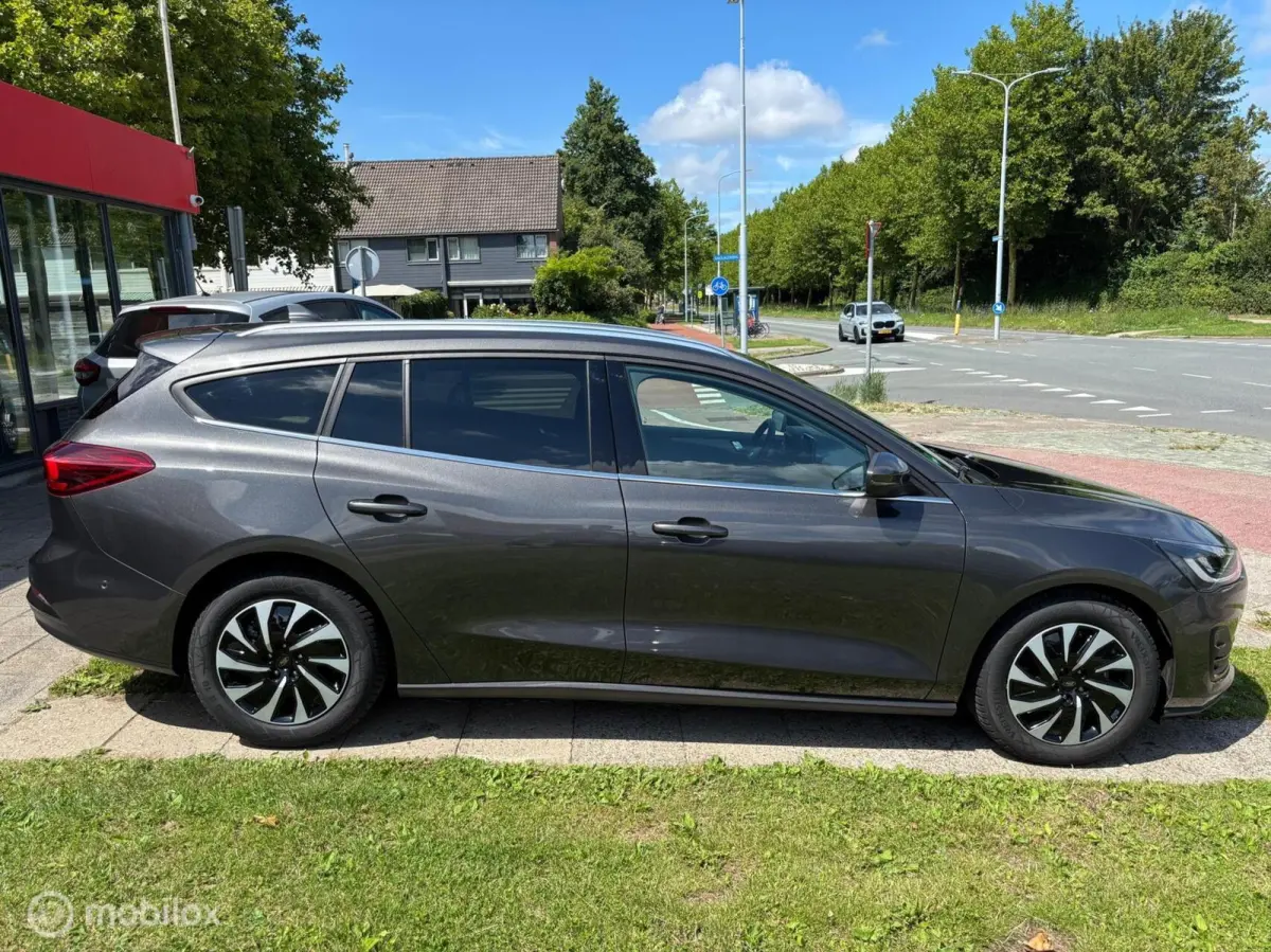 1.0 EcoBoost Hybrid Titanium|BOVAG