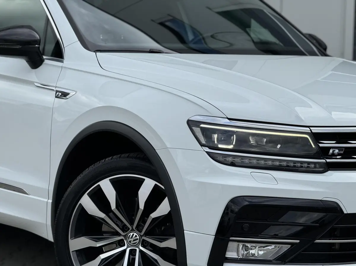 2.0 TSI 221PK+ 4Motion Highline / R-Line