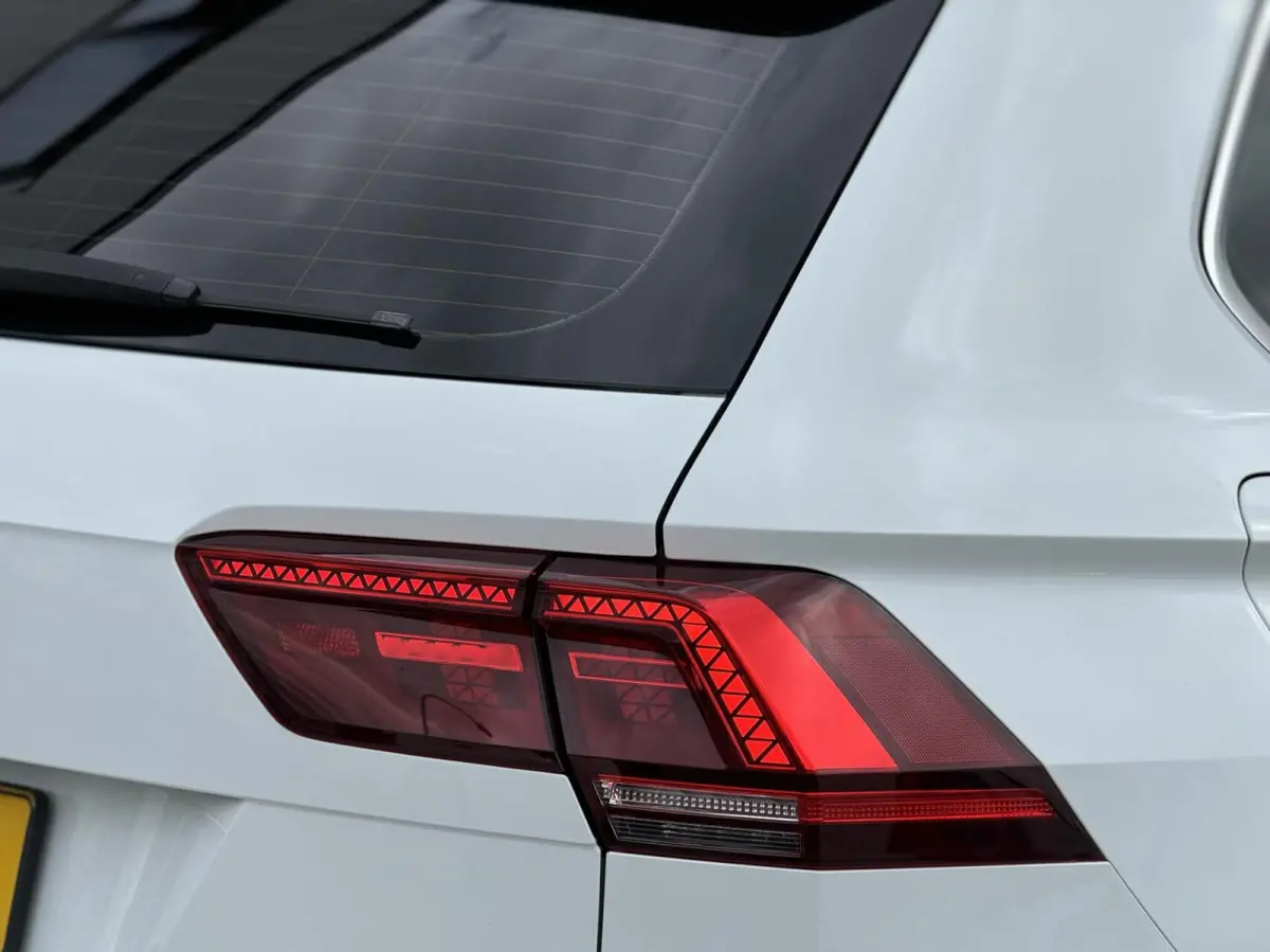 2.0 TSI 221PK+ 4Motion Highline / R-Line