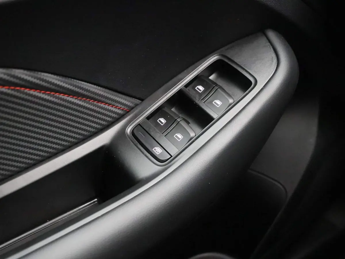 MG EV Standard Range Comfort 50 kWh MG ZS EV Standard Range Comfort 50 kWh | Climate-Control | Navigatie | Apple-Carplay | Camera | Cruise-Control