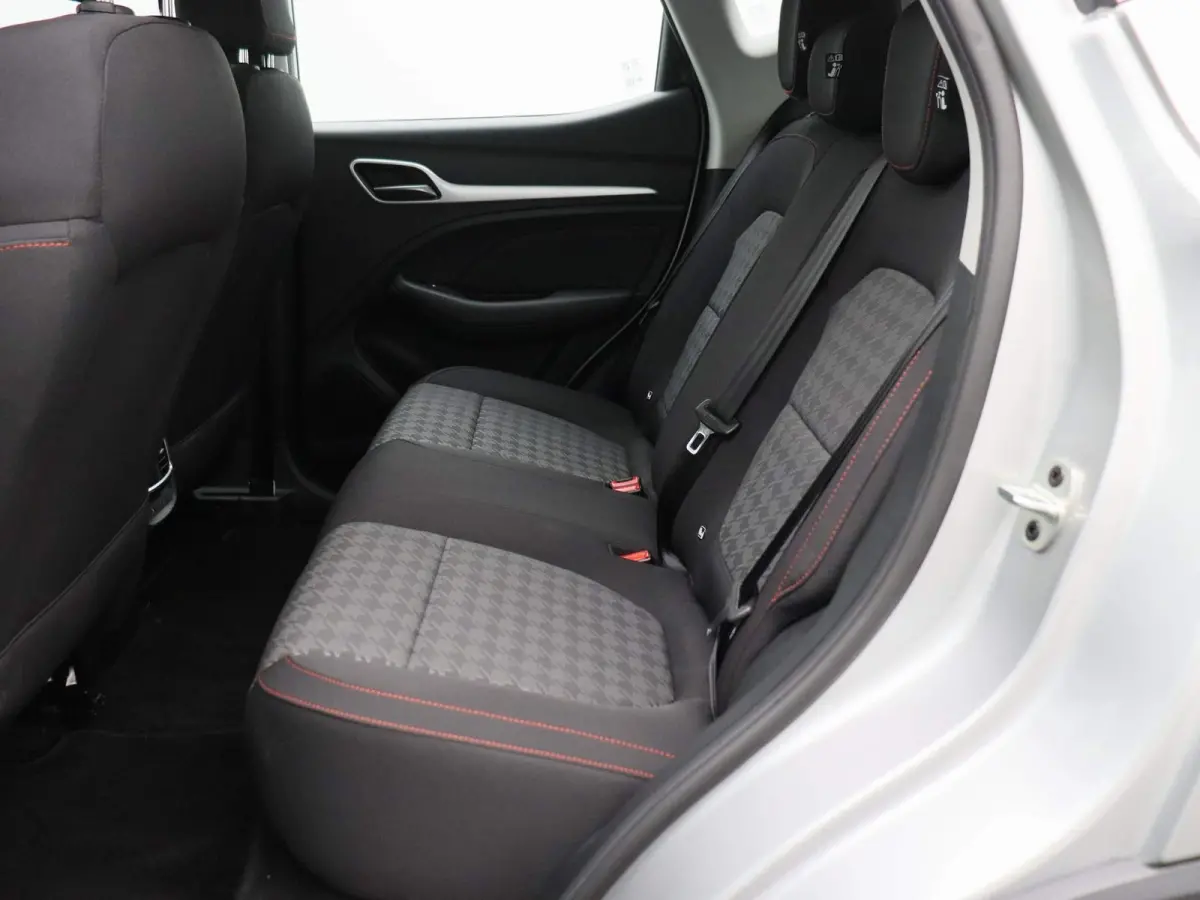 MG EV Standard Range Comfort 50 kWh MG ZS EV Standard Range Comfort 50 kWh | Climate-Control | Navigatie | Apple-Carplay | Camera | Cruise-Control