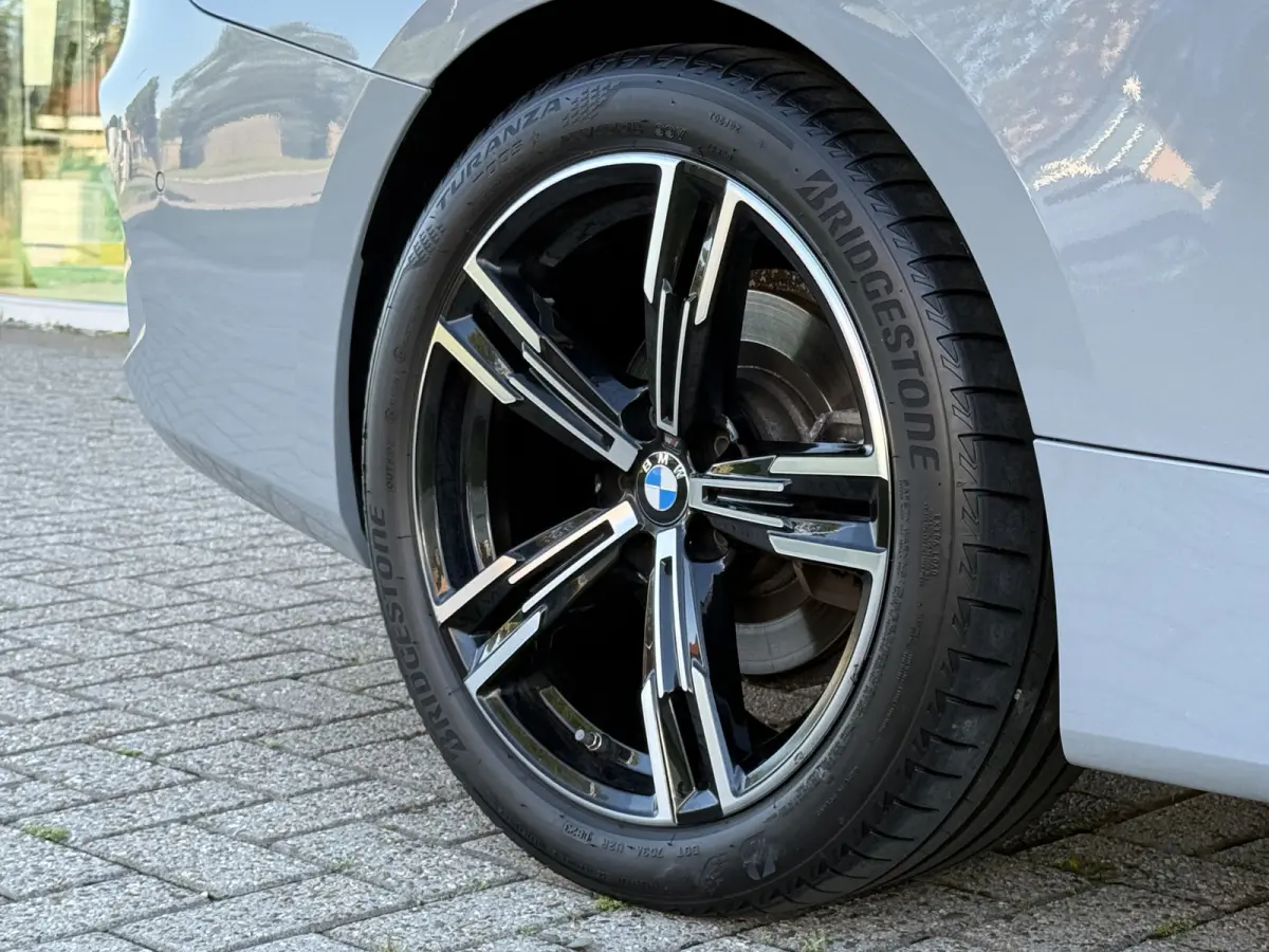 420i M Sport | Brooklyn Grey