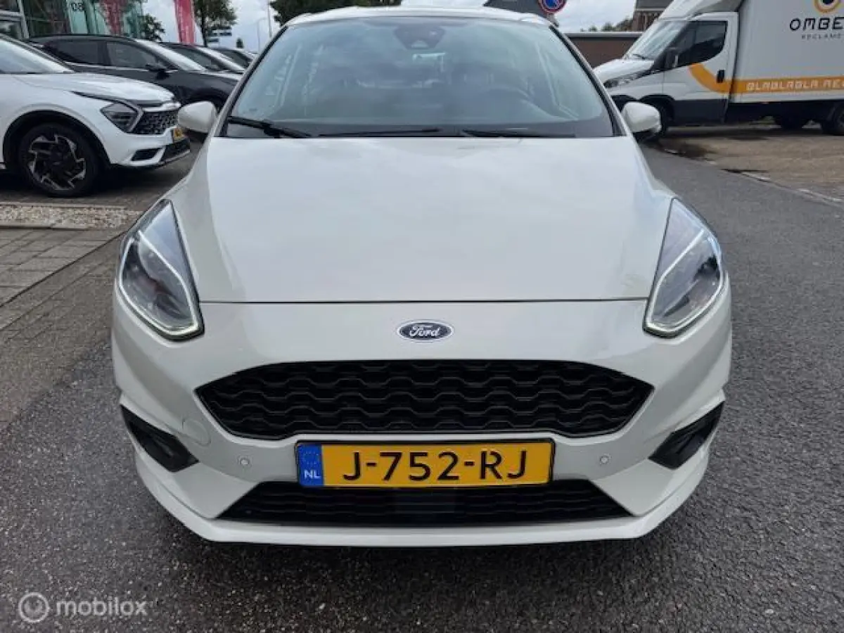 1.0 Hybrid 125pk ST-Line X Mooie luxe uitvoering , Navigatie , Camera achter , Parkeerhulp voor & Achter , Stoel en Stuur verwarming , ST line uitvoering , Velgen