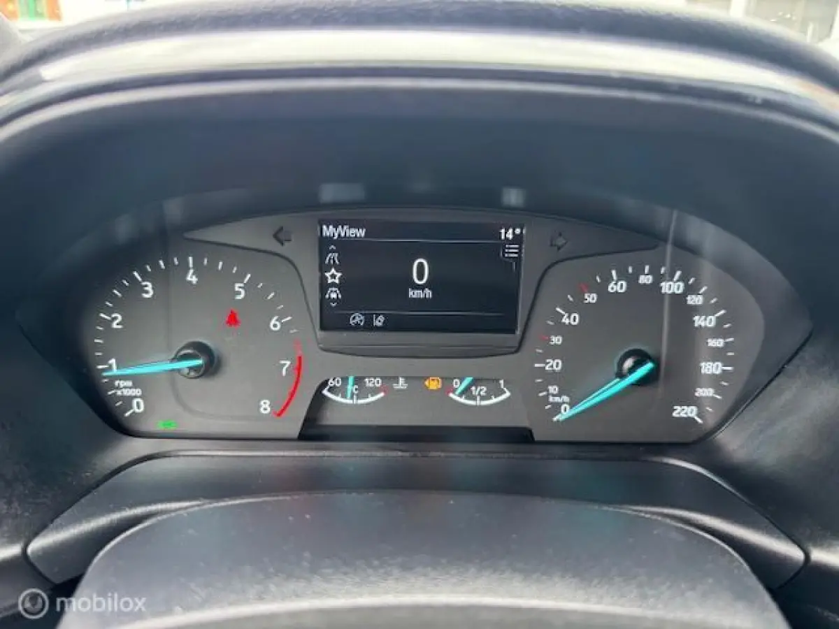 1.0 Hybrid 125pk ST-Line X Mooie luxe uitvoering , Navigatie , Camera achter , Parkeerhulp voor & Achter , Stoel en Stuur verwarming , ST line uitvoering , Velgen